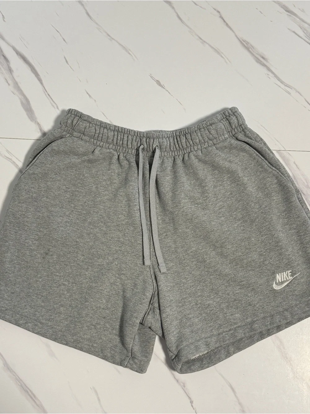 Women’s Nike sportswear shorts small